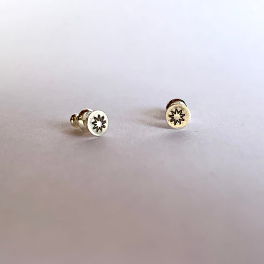 tiny nine pointed star earring studs (pair)